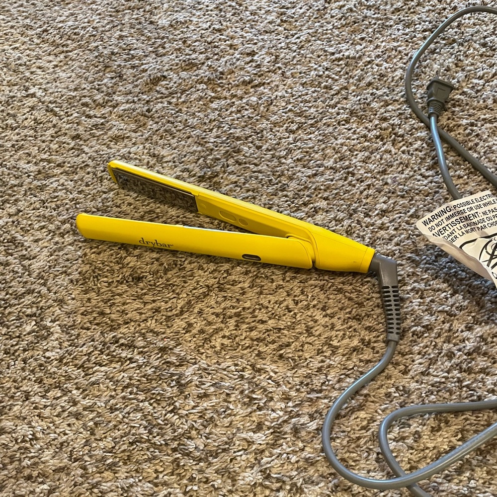 The Drybar The Tress Press Straightener